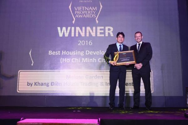 Melosa Garden đạt giải “Phát triển nhà ở tốt nhất TP.HCM” trong Lễ trao giải thưởng Bất động sản Việt Nam 2016. Melosa Garden đạt giải “Phát triển nhà ở tốt nhất TP.HCM” trong Lễ trao giải thưởng Bất động sản Việt Nam 2016.